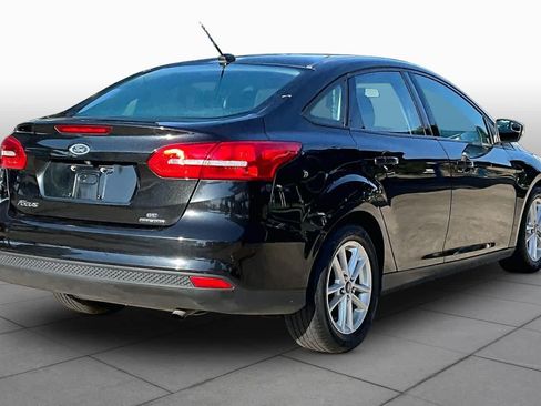 Used 2015 Ford Focus SE FWD image 13