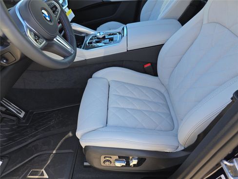 New 2026 BMW X6 M60i image 22