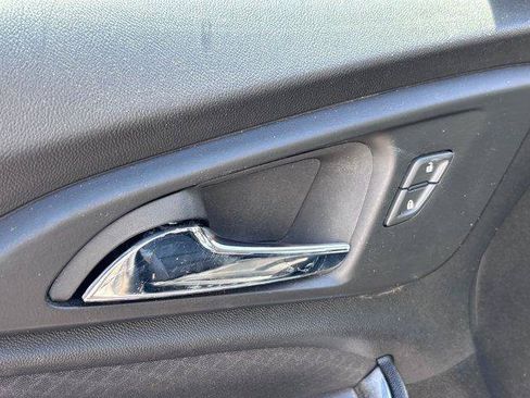 Used 2022 Chevrolet Malibu LT FWD image 7