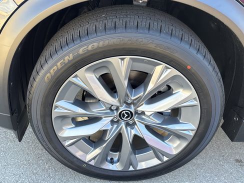 New 2026 MAZDA CX-90 3.3 Turbo w/ Preferred Package image 13