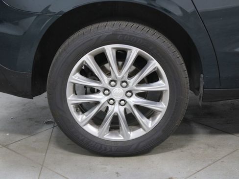 Used 2019 Buick Enclave Essence w/ Trailering Package, 5000 lbs. image 12