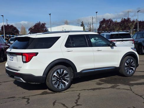 New 2026 Ford Explorer Platinum image 38