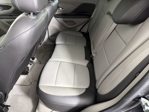 Used 2016 Buick Encore Premium image 18