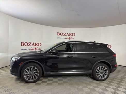 Used 2024 Lincoln Corsair Reserve image 5