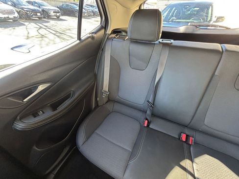 Used 2025 Buick Encore GX Preferred image 39