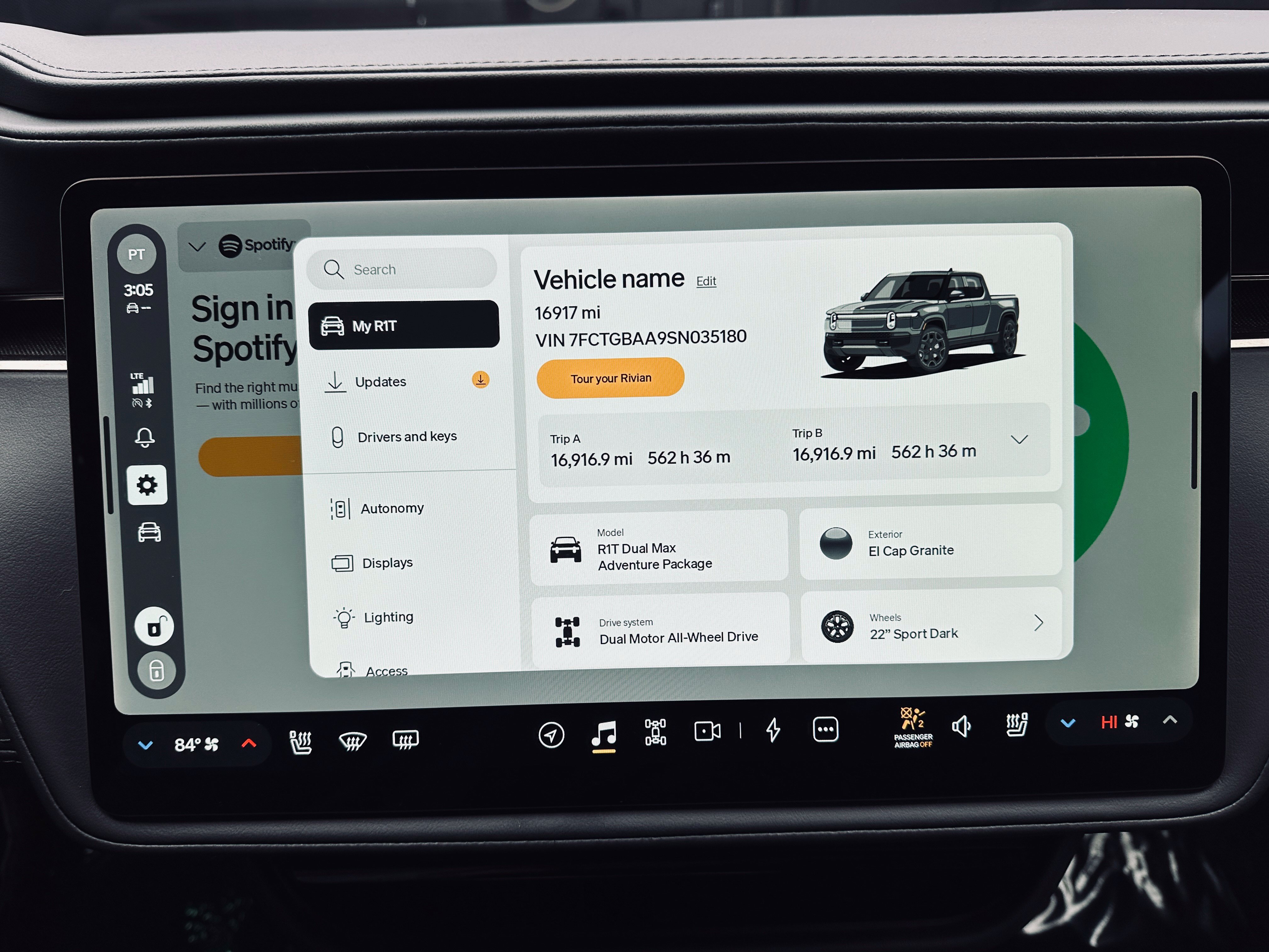 Used 2025 Rivian R1T Adventure Dual AWD/4WD image 2