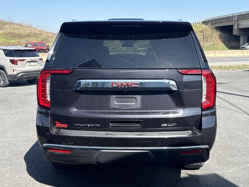 Used 2024 GMC Yukon SLT image 4