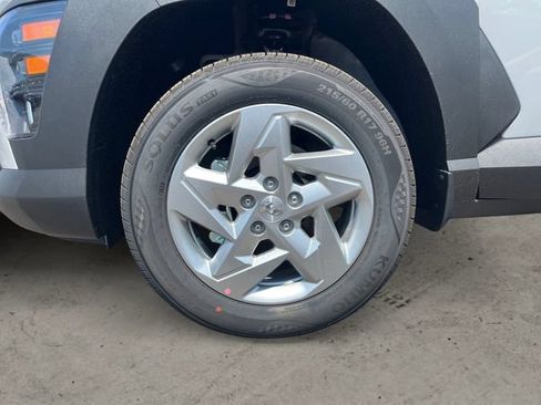 Certified 2026 Hyundai Kona SE AWD/4WD image 16