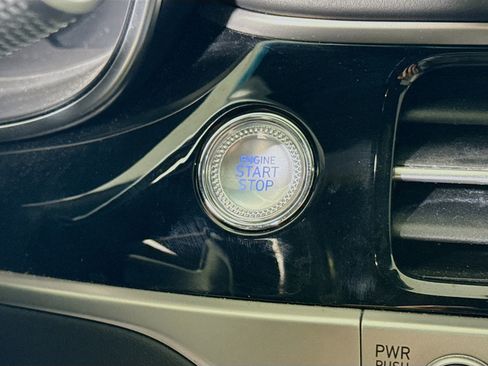 Used 2024 Genesis G70 2.5T w/ Sport Prestige Package image 21