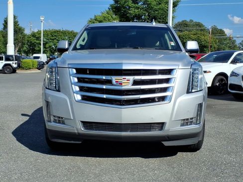 Used 2016 Cadillac Escalade ESV Premium AWD/4WD image 13