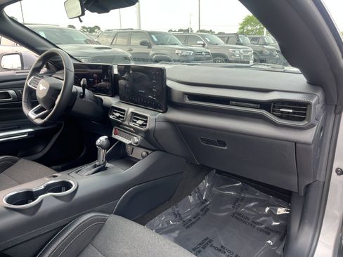 Used 2024 Ford Mustang Coupe RWD image 14