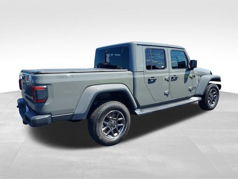 Used 2020 Jeep Gladiator Overland AWD/4WD image 5