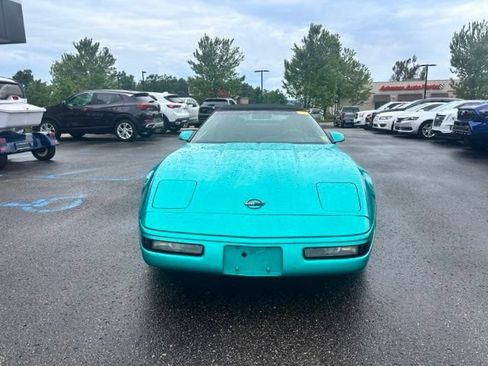 Used 1991 Chevrolet Corvette Convertible RWD image 3