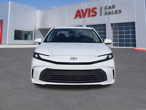 Used 2025 Toyota Camry LE FWD image 2