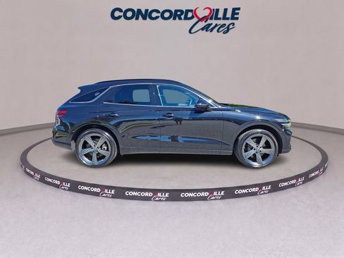 Used 2022 Genesis GV70 3.5T Sport w/ Sport Prestige Package AWD/4WD image 6