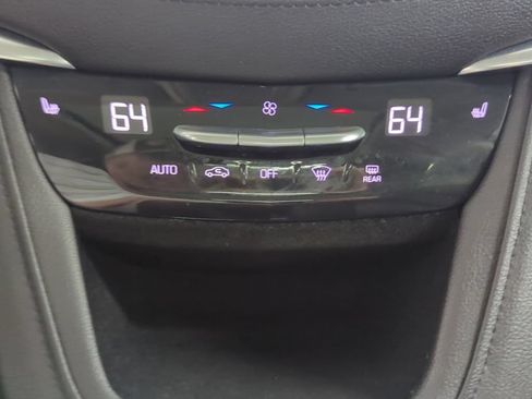 Used 2018 Cadillac XT5 Luxury AWD/4WD image 19