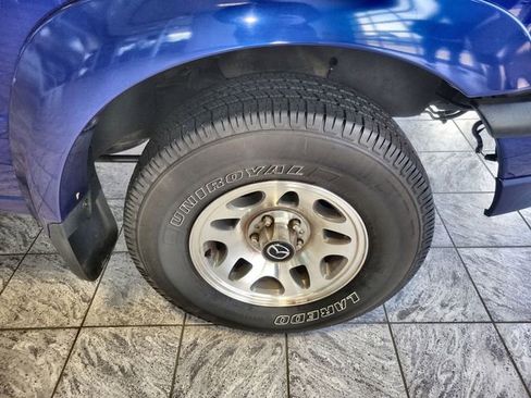 Used 2004 MAZDA B-Series Pickup 2WD Regular Cab B3000 w/ Convenience Pkg image 10