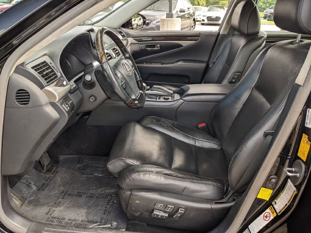 Used 2014 Lexus LS 460 L w/ Ultra Luxury Package AWD/4WD image 18