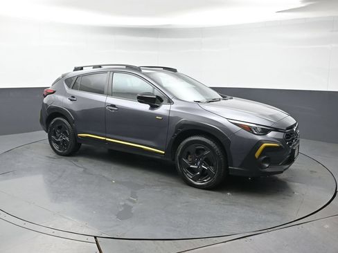 Used 2024 Subaru Crosstrek 2.5i Sport w/ Crosstrek Mirror Package AWD/4WD image 8
