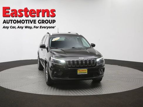 Used 2021 Jeep Cherokee Latitude Plus AWD/4WD image 51