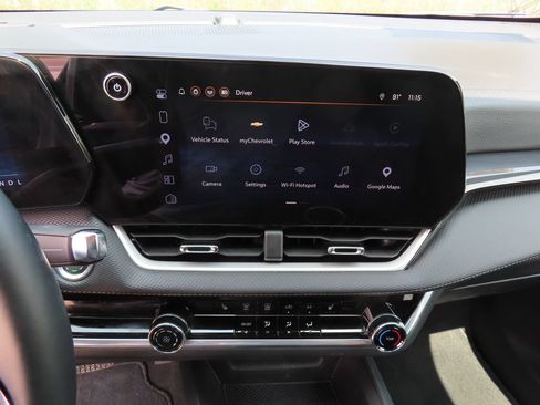 Certified 2026 Chevrolet Equinox LT AWD/4WD image 18