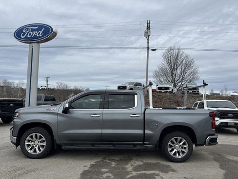 Used 2021 Chevrolet Silverado 1500 LTZ w/ Z71 Off-Road Package image 5