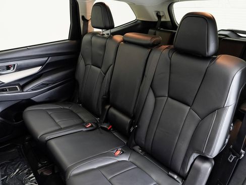 Used 2022 Subaru Ascent Limited w/ Technology Package image 27