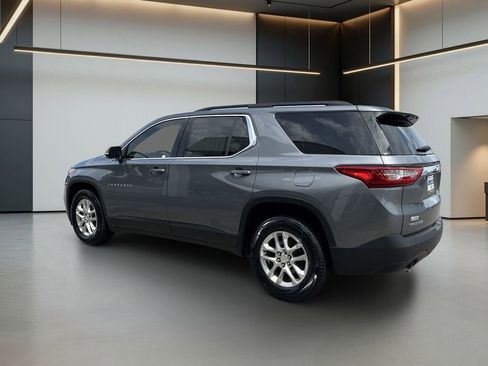 Used 2019 Chevrolet Traverse LT FWD image 3