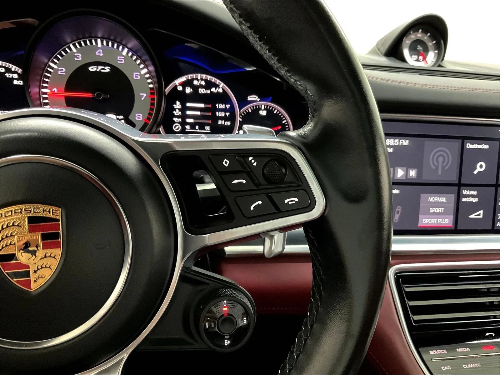 Used 2020 Porsche Panamera GTS AWD/4WD image 22