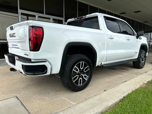 Used 2023 GMC Sierra 1500 AT4 w/ AT4 Premium Package AWD/4WD image 7