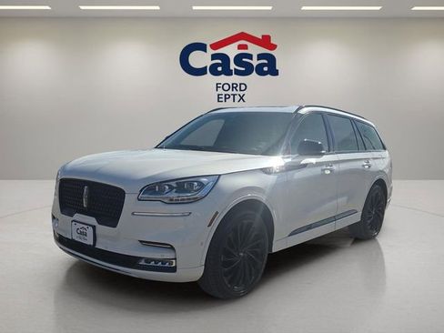 Used 2023 Lincoln Aviator Reserve w/ Equipment Group 201A image 6