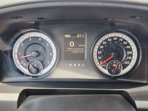 Used 2015 RAM 1500 Big Horn AWD/4WD image 11