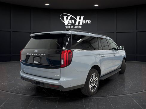 Used 2025 Ford Expedition Max Active AWD/4WD image 7