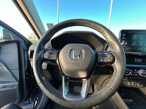 Used 2024 Honda CR-V EX-L image 12