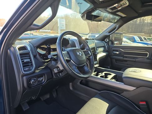 Used 2024 RAM 3500 Laramie w/ Night Edition image 23