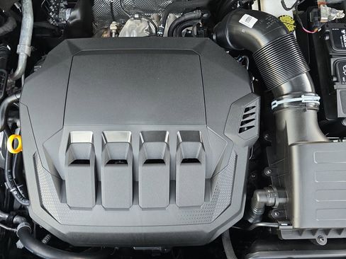 New 2025 Audi Q3 2.0T Premium image 30