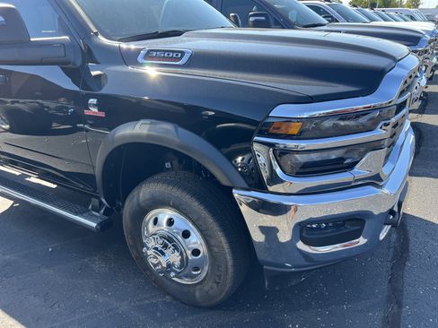 New 2026 RAM 3500 Tradesman AWD/4WD image 4