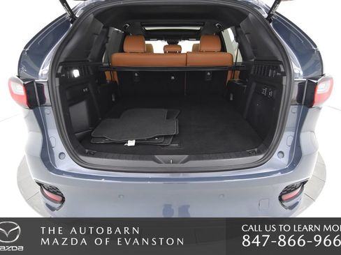 Certified 2025 MAZDA CX-70 3.3 Turbo S w/ Premium Plus AWD/4WD image 38