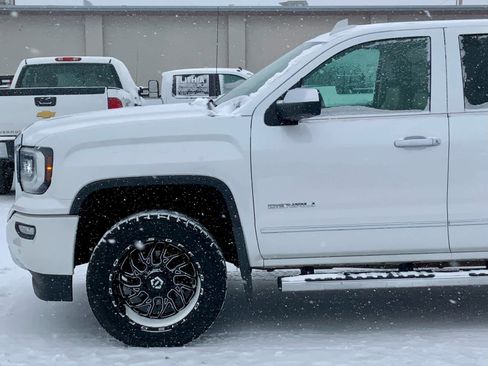 Used 2018 GMC Sierra 1500 Denali image 10