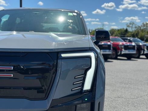 New 2026 GMC Sierra EV Elevation AWD/4WD image 27