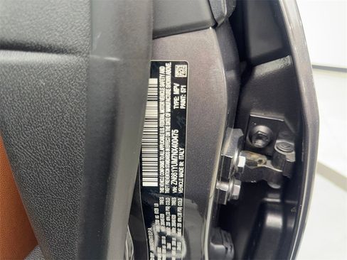 Used 2022 Maserati Levante Modena image 91