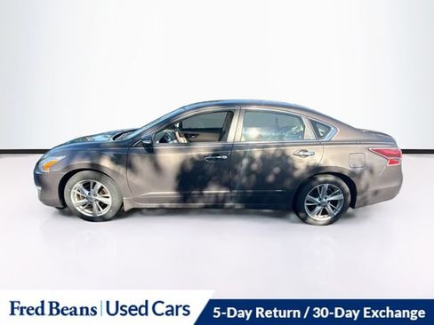 Used 2015 Nissan Altima 2.5 SL FWD image 5
