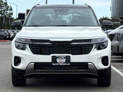New 2026 Kia Seltos S FWD image 9