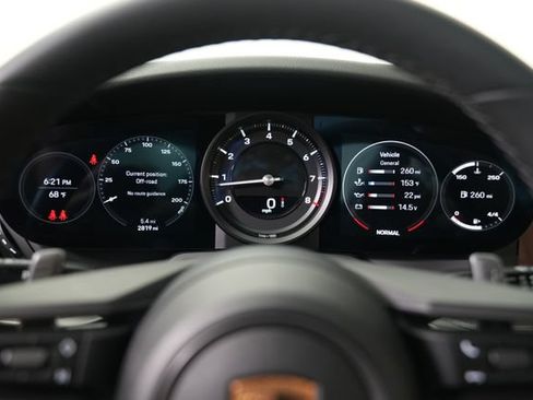 Certified 2023 Porsche 911 Carrera RWD image 40