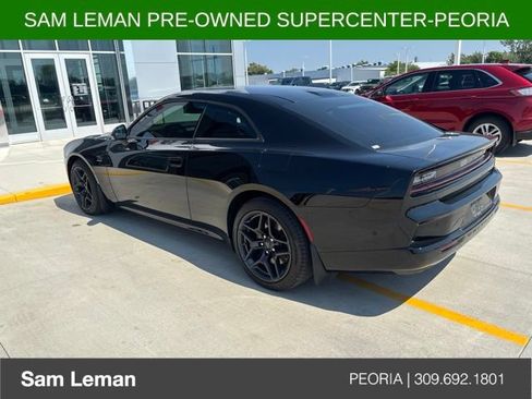 Used 2024 Dodge Charger Daytona R/T w/ Plus Group AWD/4WD image 5