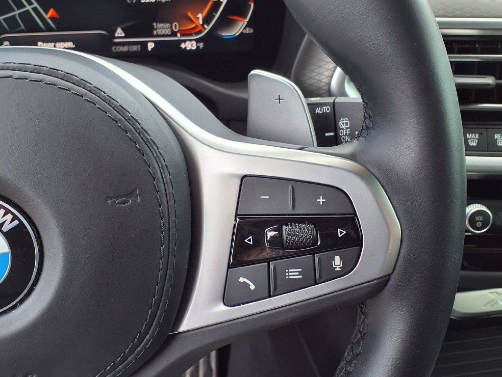 Used 2024 BMW X3 sDrive30i w/ M Sport Package RWD image 34