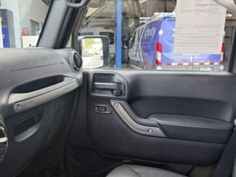 Used 2015 Jeep Wrangler Unlimited Sport w/ Quick Order Package 24S image 15