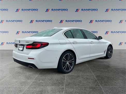 Used 2022 BMW 530i w/ Convenience Package image 5