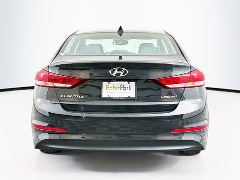 Used 2017 Hyundai Elantra Limited FWD image 7