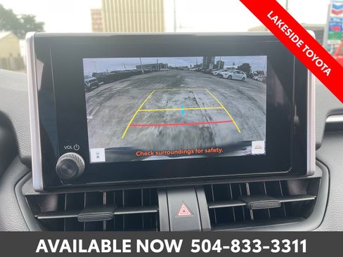 Used 2024 Toyota RAV4 XLE AWD/4WD image 33